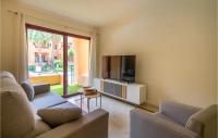 TV a/nebo společenská místnost v ubytování Nice Apartment In Los Alcázares