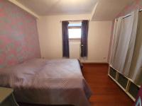 Posteľ alebo postele v izbe v ubytovaní Gîte Lilas, LOFT 2 à 8 personnes, avec salle de jeux et SPA dans la résidence