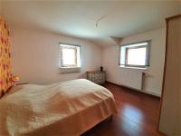 Posteľ alebo postele v izbe v ubytovaní Gîte Lilas, LOFT 2 à 8 personnes, avec salle de jeux et SPA dans la résidence