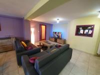 Posedenie v ubytovaní Gîte Lilas, LOFT 2 à 8 personnes, avec salle de jeux et SPA dans la résidence