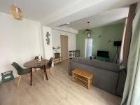 Posedenie v ubytovaní L’olivier - Appartement