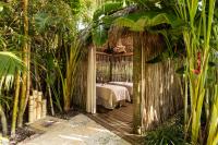 Ein Garten an der Unterkunft The Palms Hotel &amp; Spa