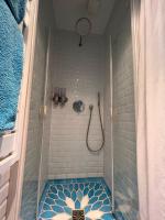 Ein Badezimmer in der Unterkunft Les Grimaldines - Maison d&#39;Hôtes