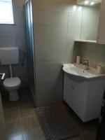 Kúpeľňa v ubytovaní Apartment Villa Bijele Stijene