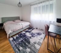 Posteľ alebo postele v izbe v ubytovaní Friendship Suite