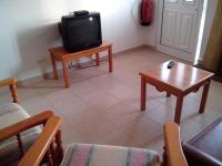 TV a/nebo společenská místnost v ubytování Beautiful 2-Bed Apartment in Olhos de Agua