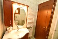 Kúpeľňa v ubytovaní Sea Side Pine Maisonette, Siviri