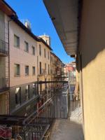 Balkón nebo terasa v ubytování HERITAGE APARTMENTS CERDANYA al carrer Major i parking
