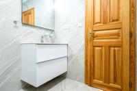 A bathroom at Apartment Harmony - Tatranska Lomnica, Javorinka