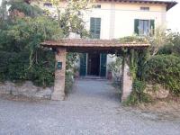 Vonkajšia záhrada v ubytovaní VILLA GIOIA - CHARMING VILLA TUSCANY COUNTRY IN TERRICCIOLA WiFi