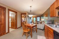 B204 One Bedroom Lake View - Housity