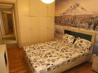 Postel nebo postele na pokoji v ubytování LG apartment bnb