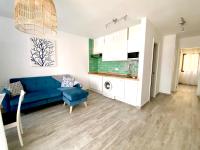 Kuchyňa alebo kuchynka v ubytovaní Modern apartment with sea views in Corralejo