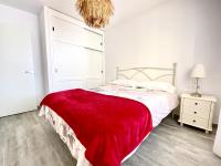 Posteľ alebo postele v izbe v ubytovaní Modern apartment with sea views in Corralejo