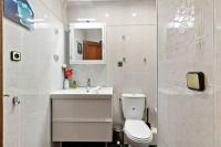 Koupelna v ubytování Stay U-nique Apartments La Bordeta