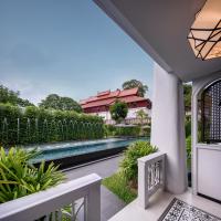 Bazén v ubytování Siri Village Chiang Mai nebo v jeho okolí