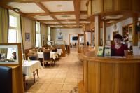 Un restaurant sau alt loc unde se poate mânca la Land-gut-Hotel Seeblick