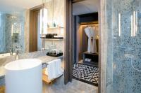 Ein Badezimmer in der Unterkunft Centara Grand At CentralWorld