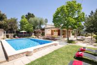 Bazén v ubytování Na Catalina Amazing villa in Pollensa nebo v jeho okolí
