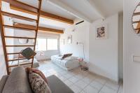 Posedenie v ubytovaní A LA CALANQUE - Jolie Maison en bord de mer