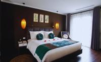 Hotel Emerald Waters Classyにあるベッド