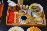 ホテルの敷地内または近くでの食事または食べ物