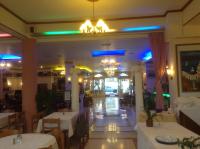 Restauracja lub miejsce do jedzenia w obiekcie Hotel Kosta Famissi