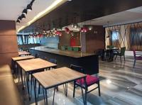 QS Marista - Studio Alessandra Antonelli - flat 1701にあるレストランまたは飲食店