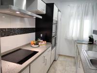 Kuchnia lub aneks kuchenny w obiekcie La Brisa apartamento