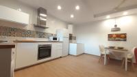 Kuchyňa alebo kuchynka v ubytovaní Apartamento Alegría
