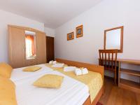 Posteľ alebo postele v izbe v ubytovaní Apartment Villa Saba-1 by Interhome