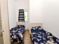 Posteľ alebo postele v izbe v ubytovaní Apartment Lavanda-2 by Interhome