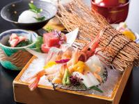 ホテルの敷地内または近くでの食事または食べ物