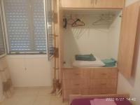 A bathroom at Ήσυχο οικογενειακό σπίτι.