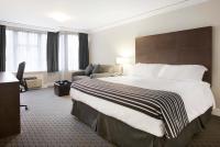 Standard Suite, 1 King Bed, Kitchenette, South Tower