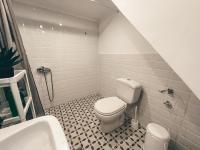 Kúpeľňa v ubytovaní Traditional House Old Town Xanthi 3-bedrooms - MenoHomes 3