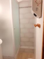 Kúpeľňa v ubytovaní Les Pierres Blanches 2 pieces cosy et fonctionnel