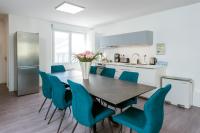 Kuchnia lub aneks kuchenny w obiekcie Suites Mana - Le Manaloft, Chic et moderne avec salle privée de Fitness en plein centre-ville de Rethel