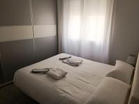 Postel nebo postele na pokoji v ubytování BAJ - Apartamentos en Playa Bajondillo, Torremolinos