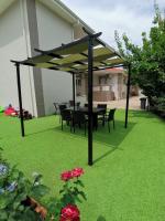 Vonkajšia záhrada v ubytovaní DeniaStella villas