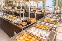 Jídlo v hotelu nebo okolí