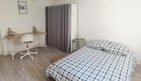 Łóżko lub łóżka w pokoju w obiekcie Belle Maison 12p 6 couchages TOURS CENTRE avec jardin