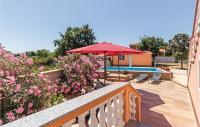 Bazén v ubytování Holiday Home Betiga Betiga Iii nebo v jeho okolí