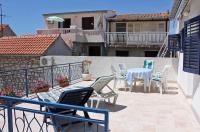 Půdorys ubytování Apartments by the sea Jezera, Murter - 5057