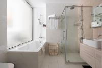 Hotel Inspira-S Tashkentにあるバスルーム