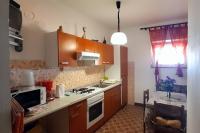 Kuchyň nebo kuchyňský kout v ubytování Apartments by the sea Kampor, Rab - 5056