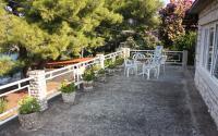 Balkón nebo terasa v ubytování Apartments by the sea Necujam, Solta - 5186