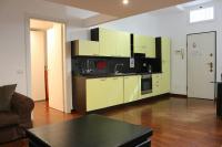 Kuchyňa alebo kuchynka v ubytovaní Cozy & large Loft FAMAGOSTA