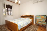 Posteľ alebo postele v izbe v ubytovaní Rooms with a parking space Makarska - 6778