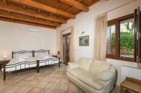 Postel nebo postele na pokoji v ubytování Cretan Exclusive Villas